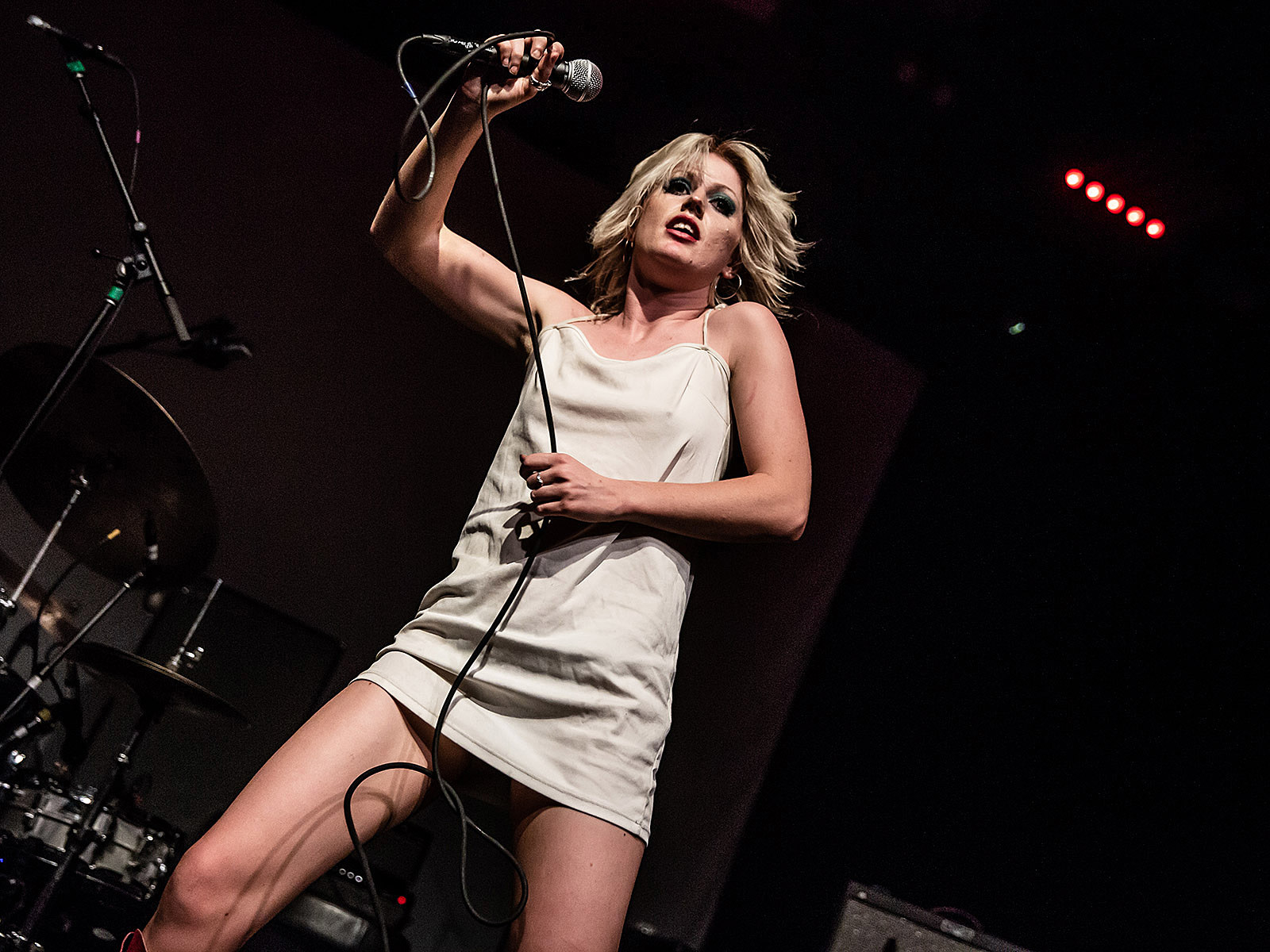 Amyl and The Sniffers at Brooklyn Steel